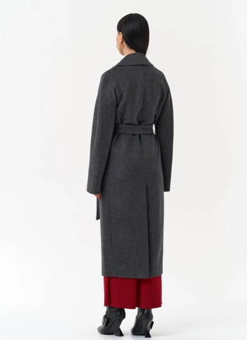 Длинное женское пальто с английским воротником