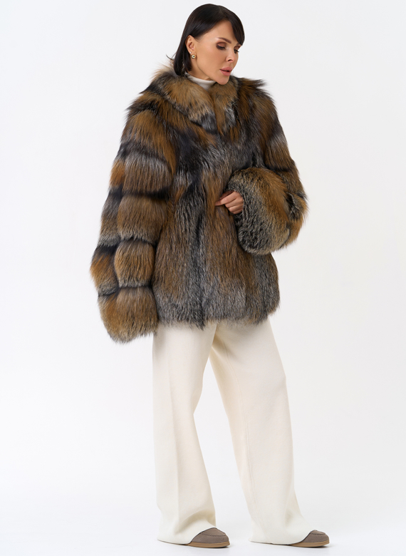 Короткая шуба из лисы