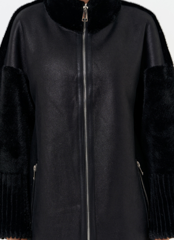 Женская двухсторонняя дубленка из эко замши с воротником стойкой