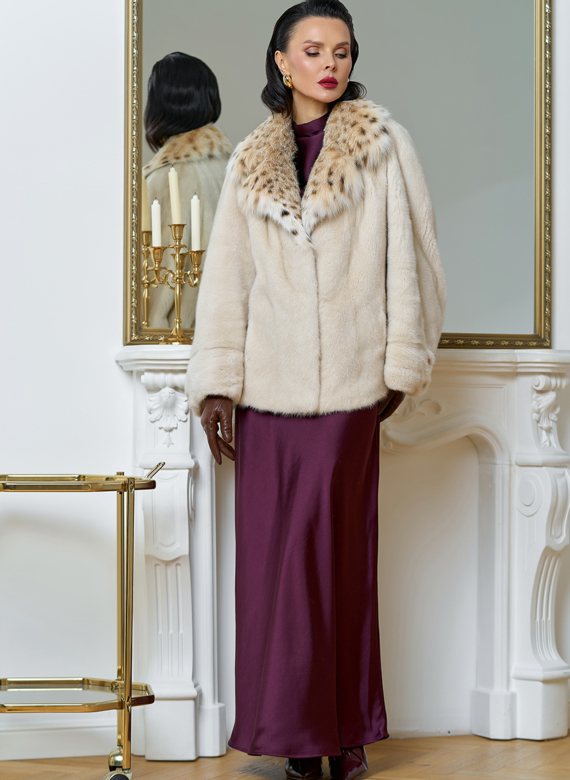 Куртка из меха норки с английским воротником из меха рыси