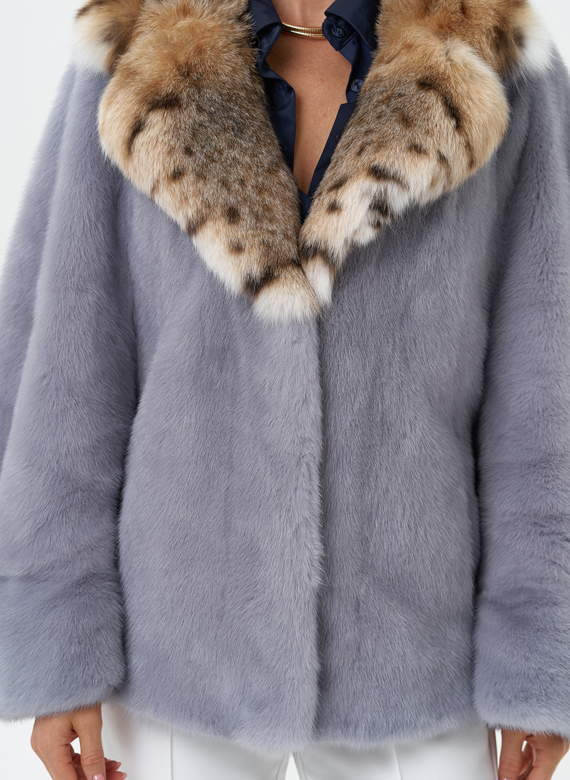 Куртка из меха норки с воротником их меха рыси
