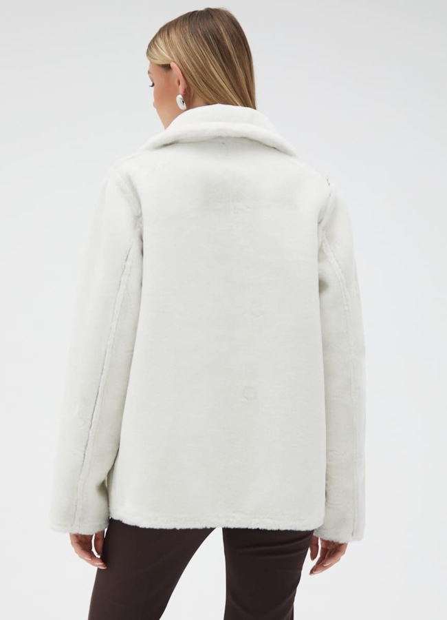 Женская двухсторонняя дубленка из эко кожи с английским воротником модель № 31869 в кредит