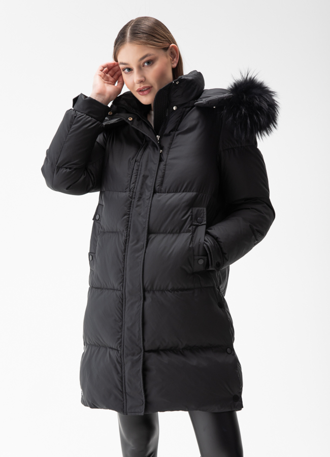 Женский пуховик с капюшоном из енота модель № 28879 в кредит