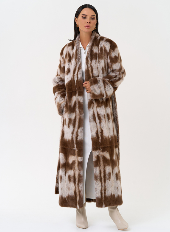 Шуба из норки с анималистичным принтом