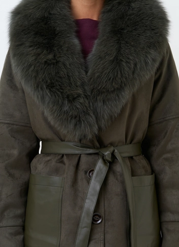 Женская куртка из эко замши фото