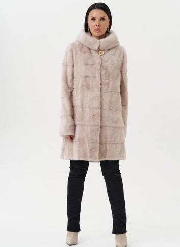 Светлая норковая шуба с капюшоном фото