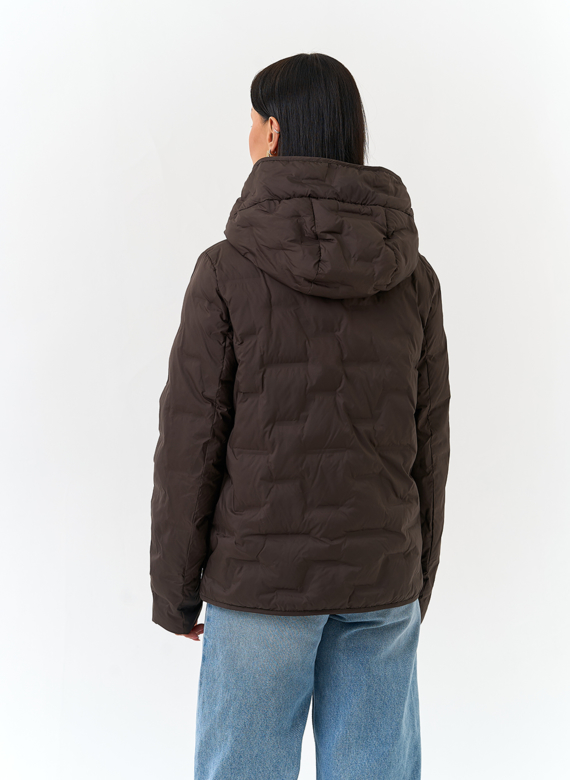 Женская куртка с капюшоном