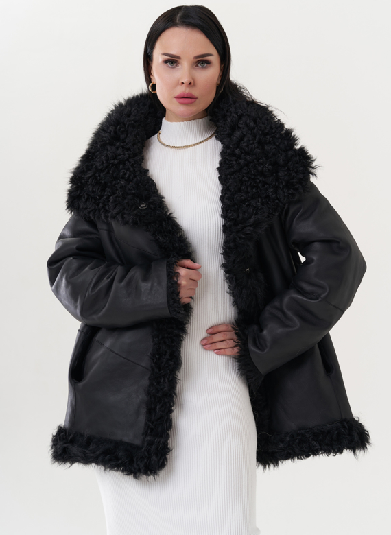 Двухсторонняя дубленка черного цвета