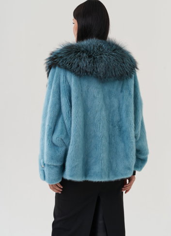 Короткая шуба из норки с мехом из чернобурки 