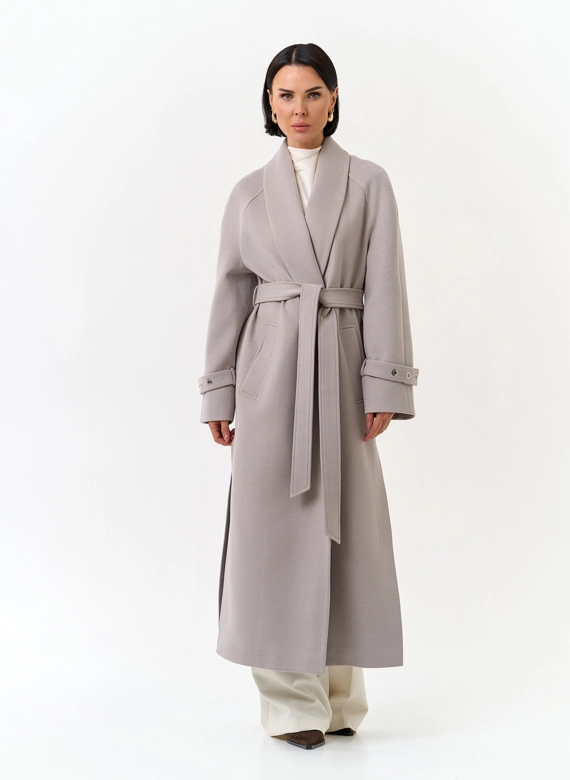 Женское длинное пальто с поясом