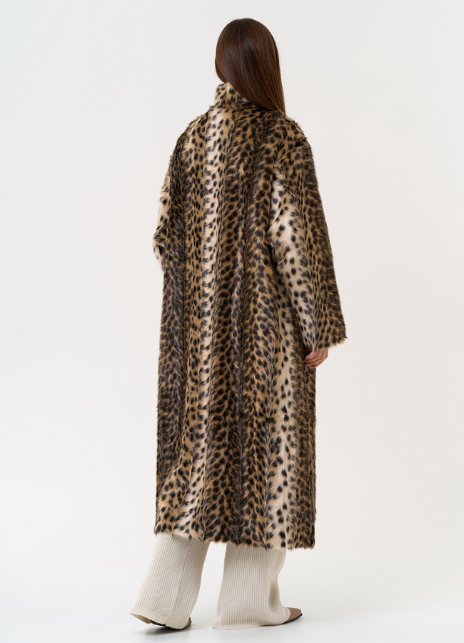 Женская шуба из эко меха с анималистическим принтом модель № 31528 в кредит